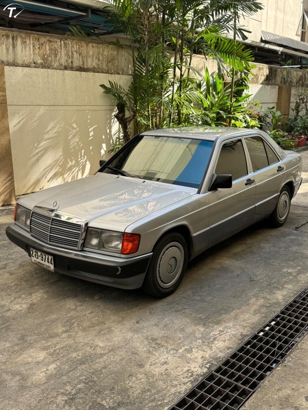 Benz on sale 190 e