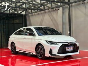 YARIS ATIV