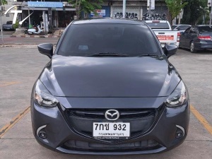 MAZDA2