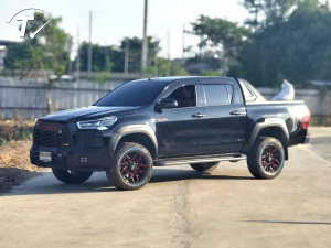 HILUX REVO