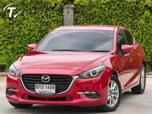 MAZDA3