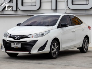 YARIS ATIV
