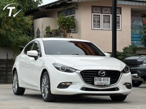 MAZDA3