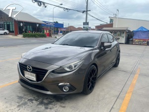 MAZDA3